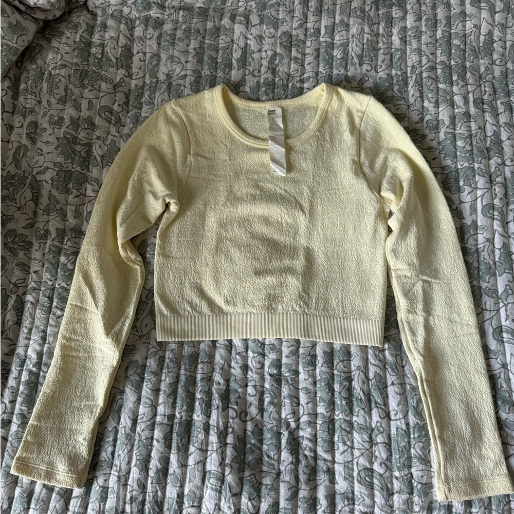 small fabletics top